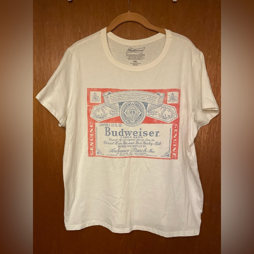 Budweiser women’s T-shirt size XXL‎